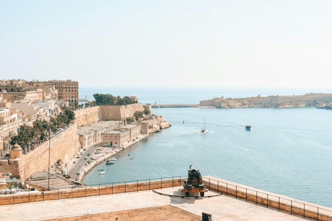 إطلالة على فاليتا