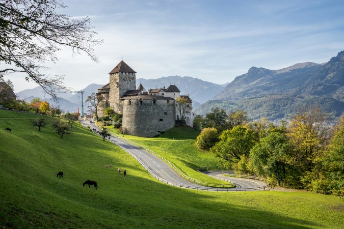 ​  متعة السياحة في ليختنشتاين  ​