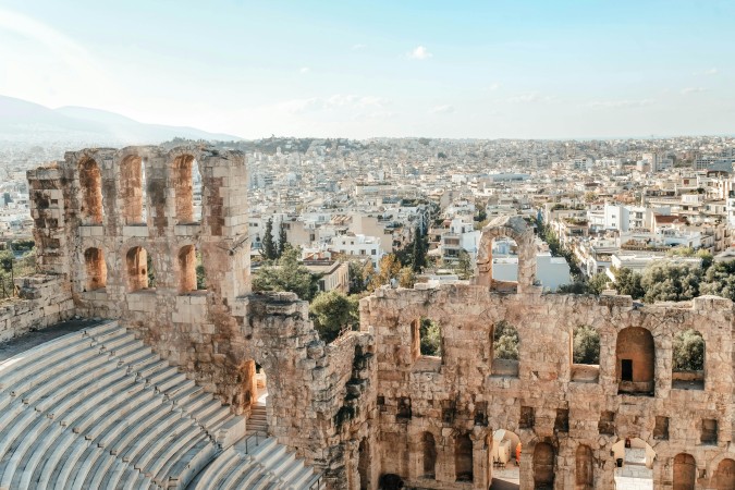 أثينا غنية بالمعالم الأثرية