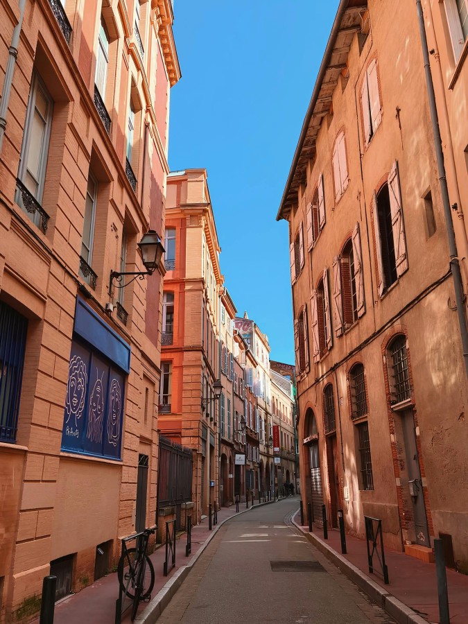 أحد الشوارع في تولوز