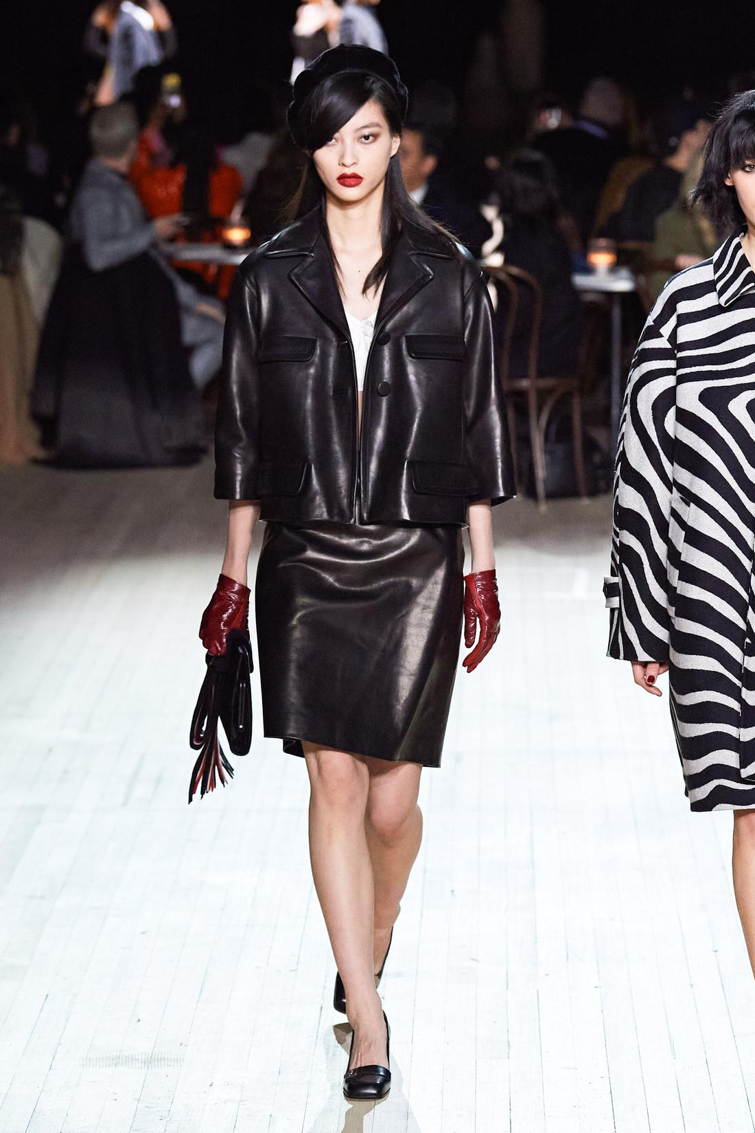 MARC JACOBS