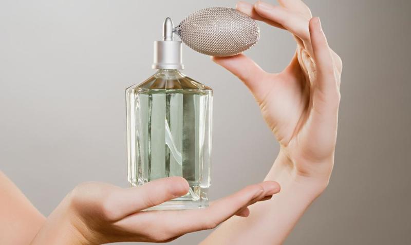 تعتيق العطور
