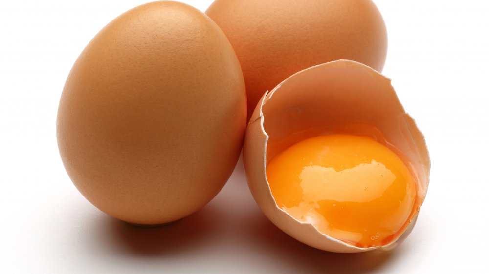 ماسك الزبادي والبيض وفيتامين e