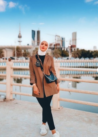 حقيبة كتف برادا من دلال الدوب
