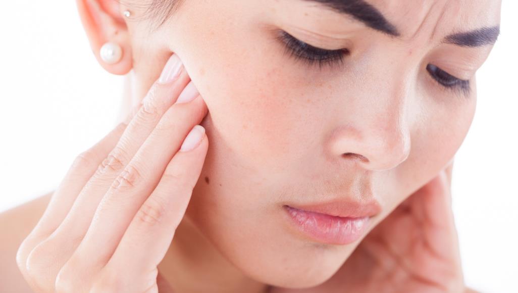 تعرّفي إلى طرق علاج العصب السابع