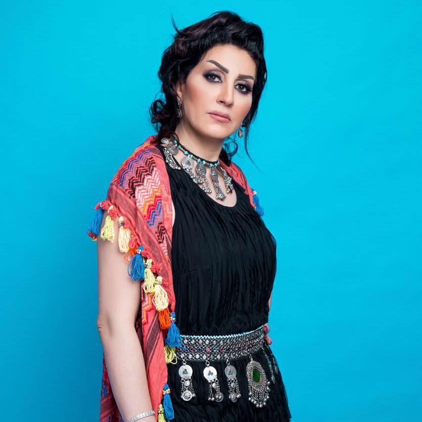 وفاء عامر