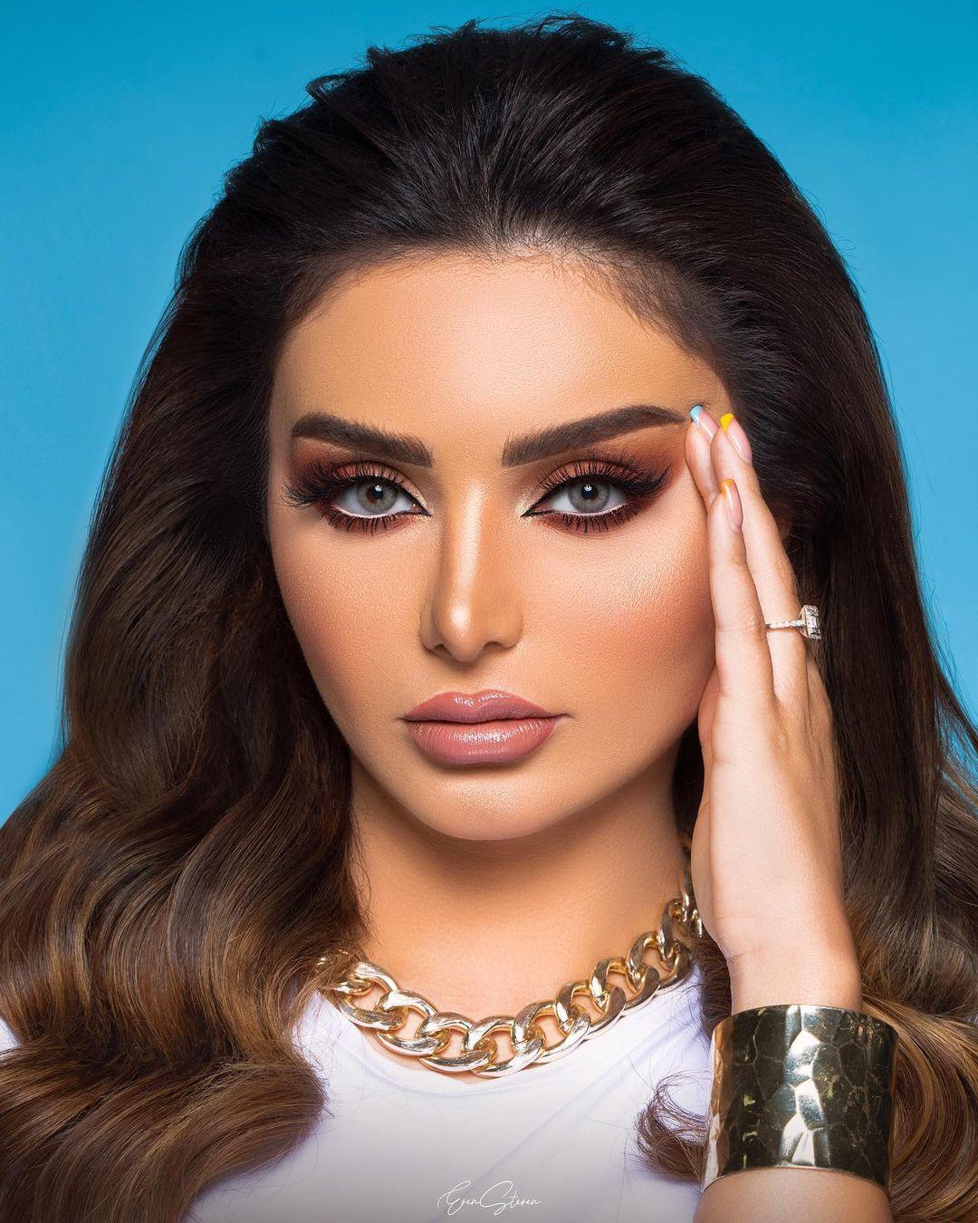 صيحة السلاسل الذهبية
