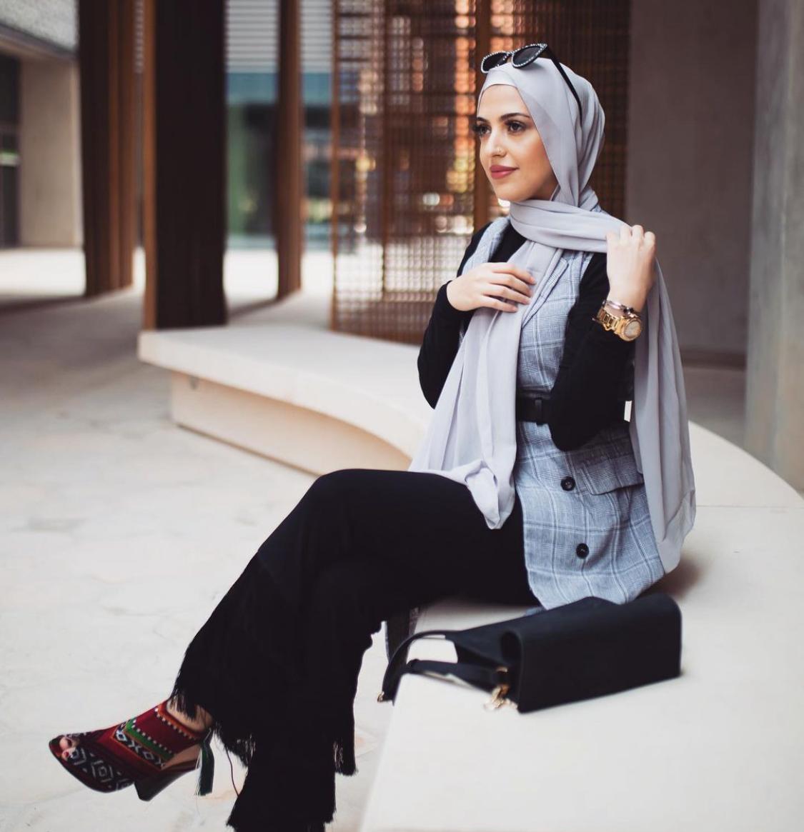 نظارات الرأس من سحر الخطاب