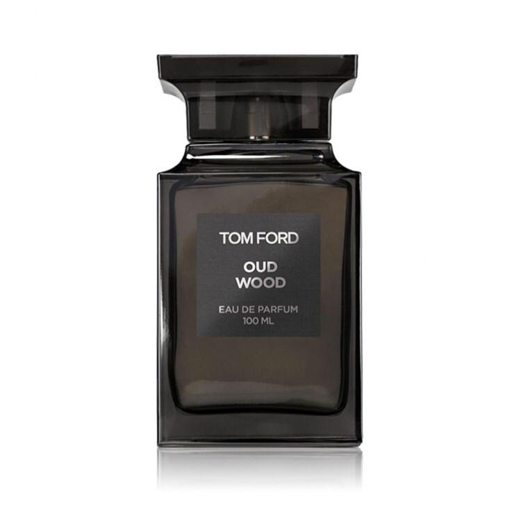 عطر العود من توم فورد Oud Wood