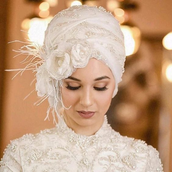 لفة حجاب من قطعتين مُطرزة الورود