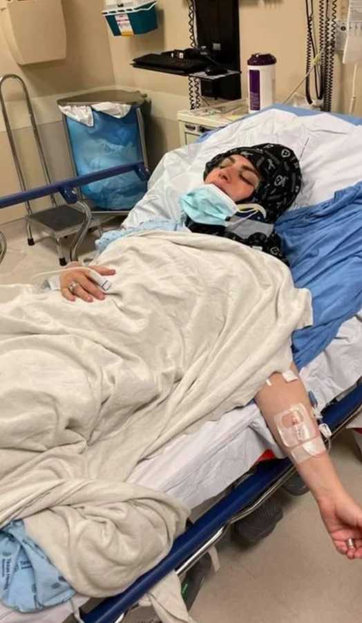 صور من العناية المركزة لميار الببلاوي