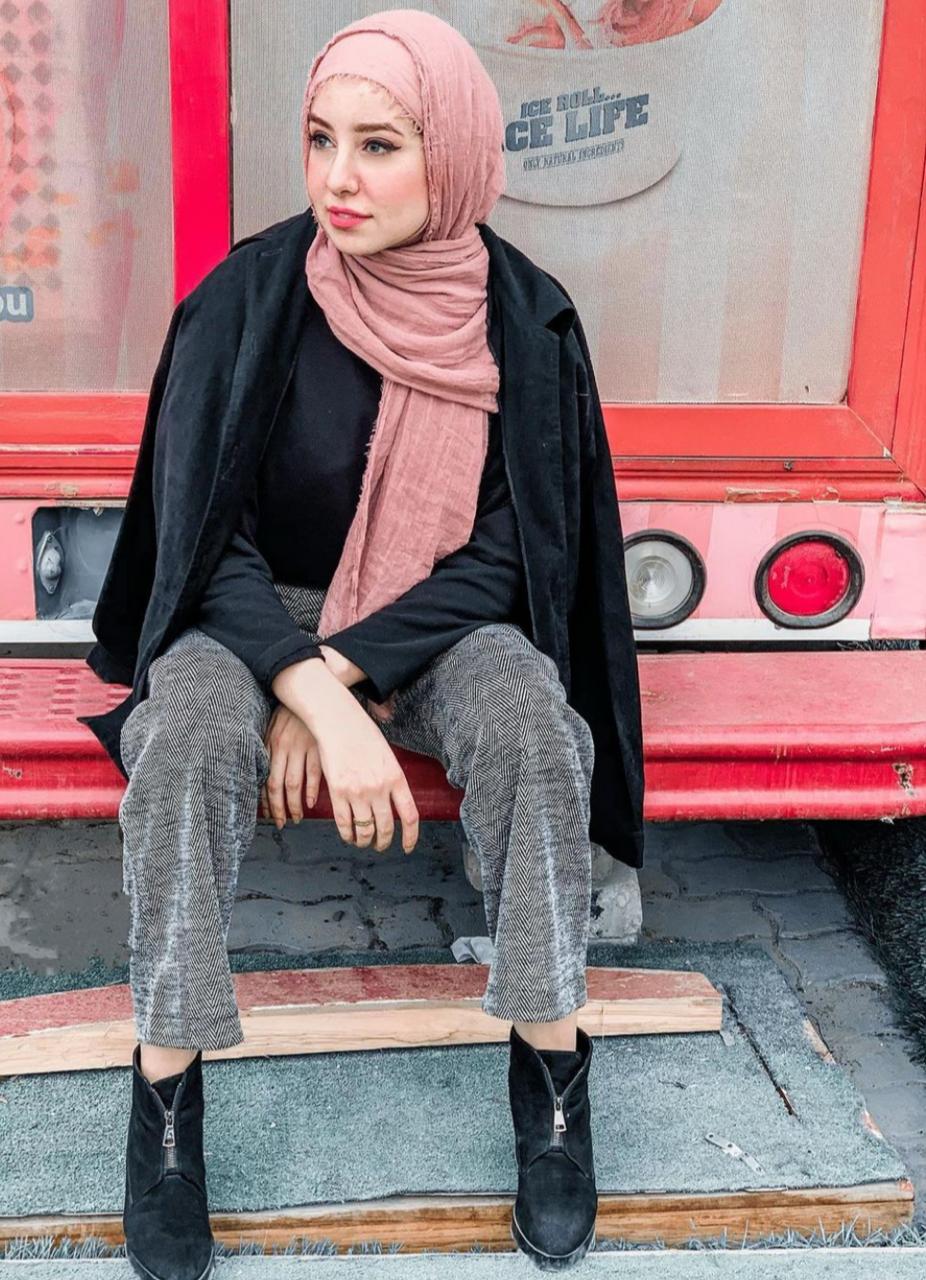 خيارات شتوية مزينة بوشاح