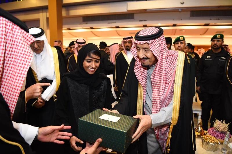 مشاعل الشميري تبعت شفغها بصناعة الأقمار الصغيرة