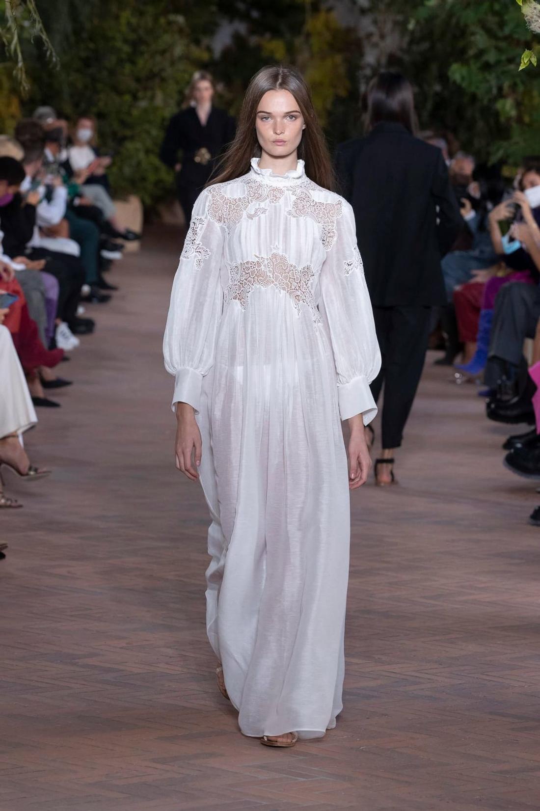فستان ألبرتا فيريتي Alberta Ferretti