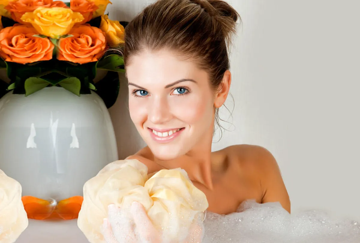 إرشادات في التدبير المنزلي للعناية بإسفنجة الاستحمام