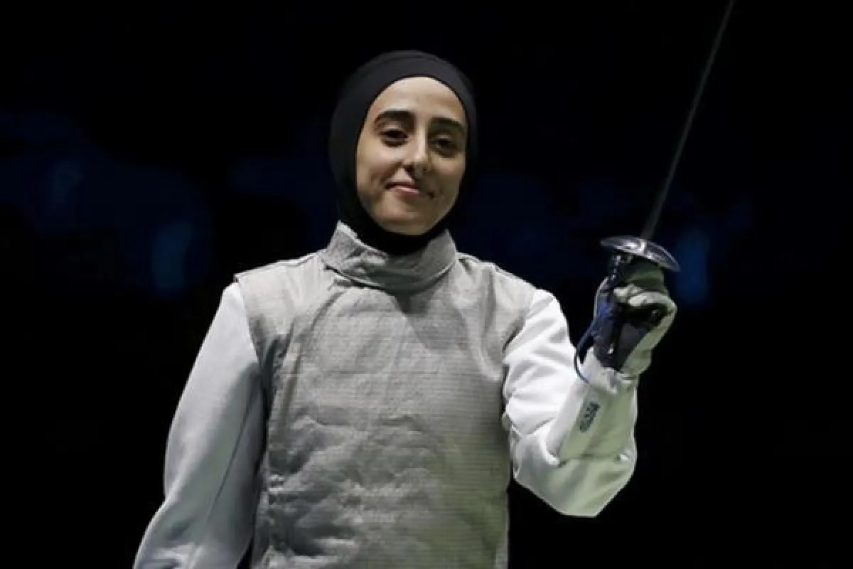 لبنى العمير أول مبارزة سعودية