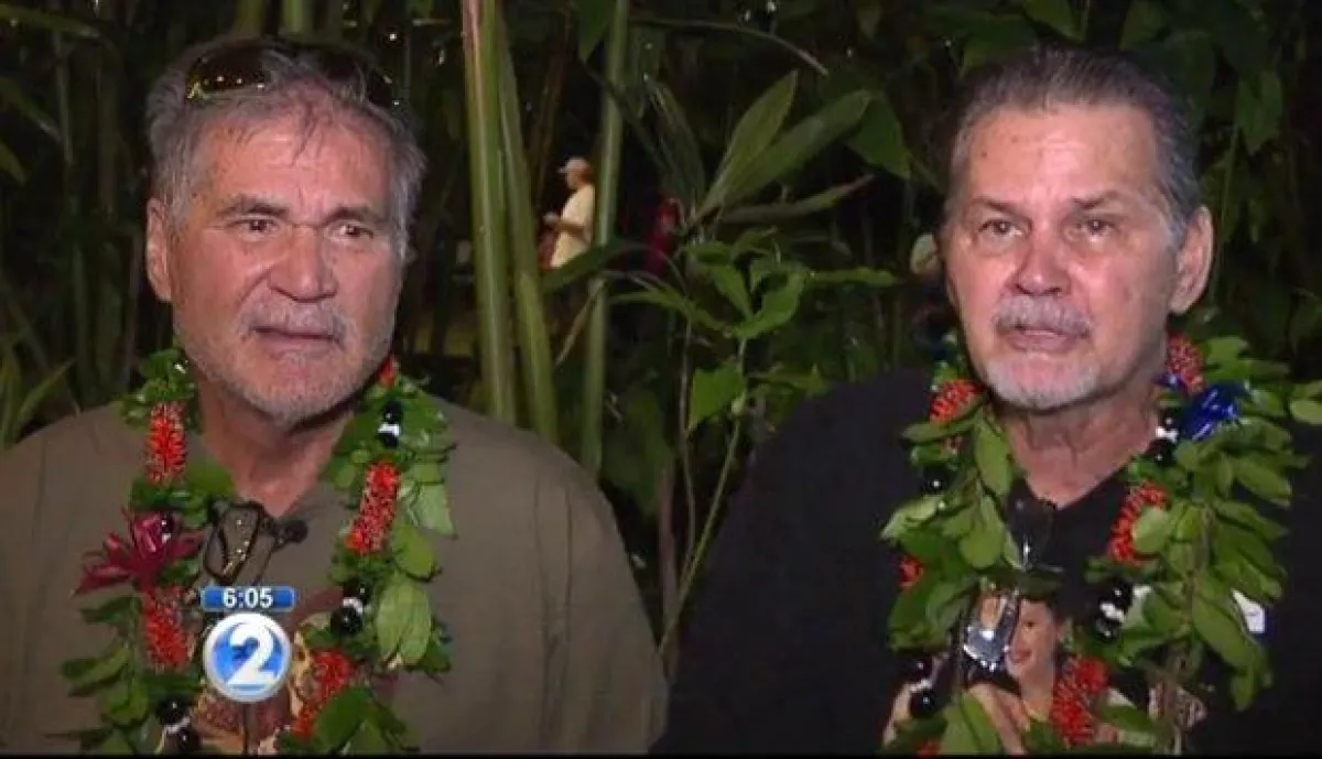 اكتشف رجلان بعد 60 عاماً من صداقتهما انهما أخوة