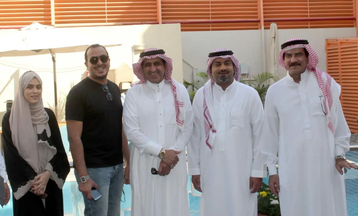 الزميل وحيد جميل والممثلان محمد بكر وصالح المالكي والمنتج أحمد الغامدي وعائشة الحصادي