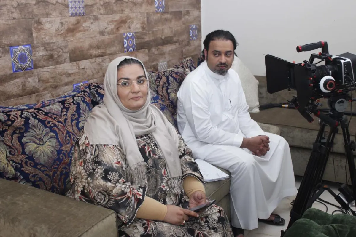 الممثل محمد بكر والممثلة أمنة حزام في مشهد من الفيلم