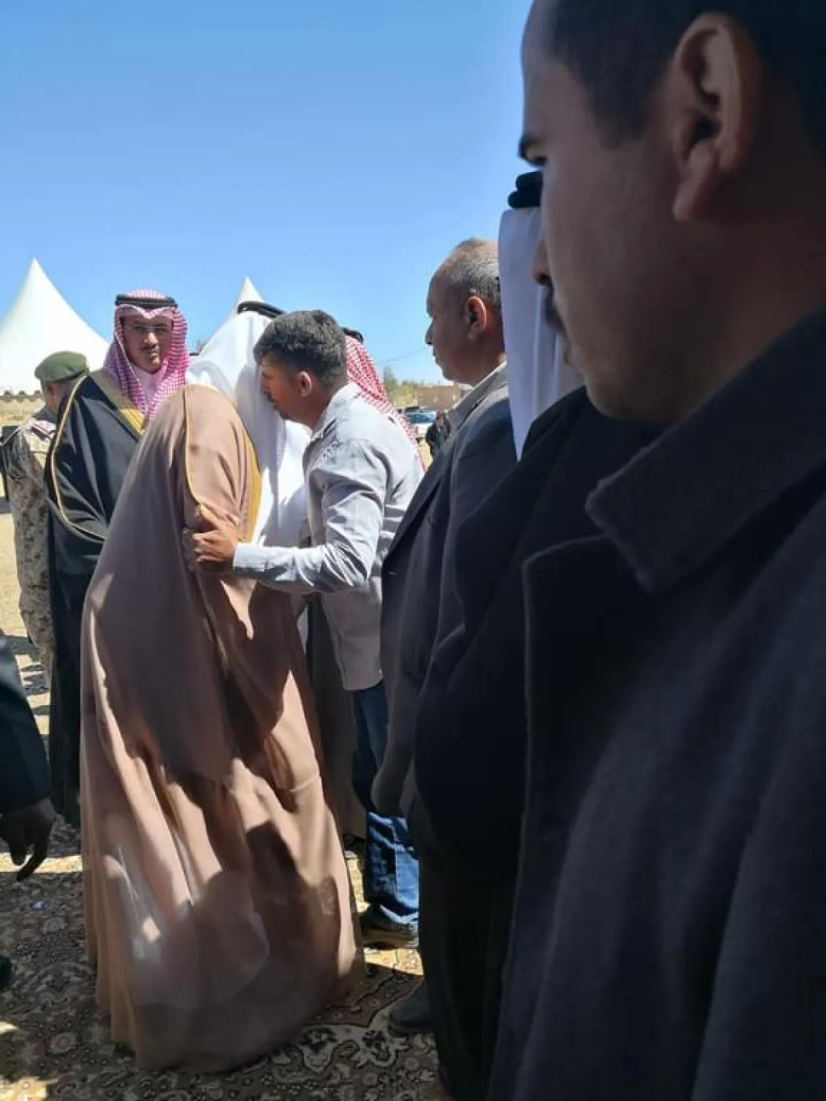 أثناء تقديم واجب العزاء لقبيلة الحويطات الأردنية.jpg