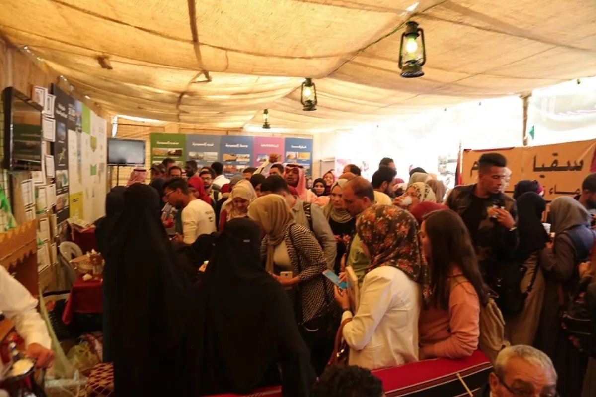 ضيوف الجناح السعودي في معرض الجاليات.jpg