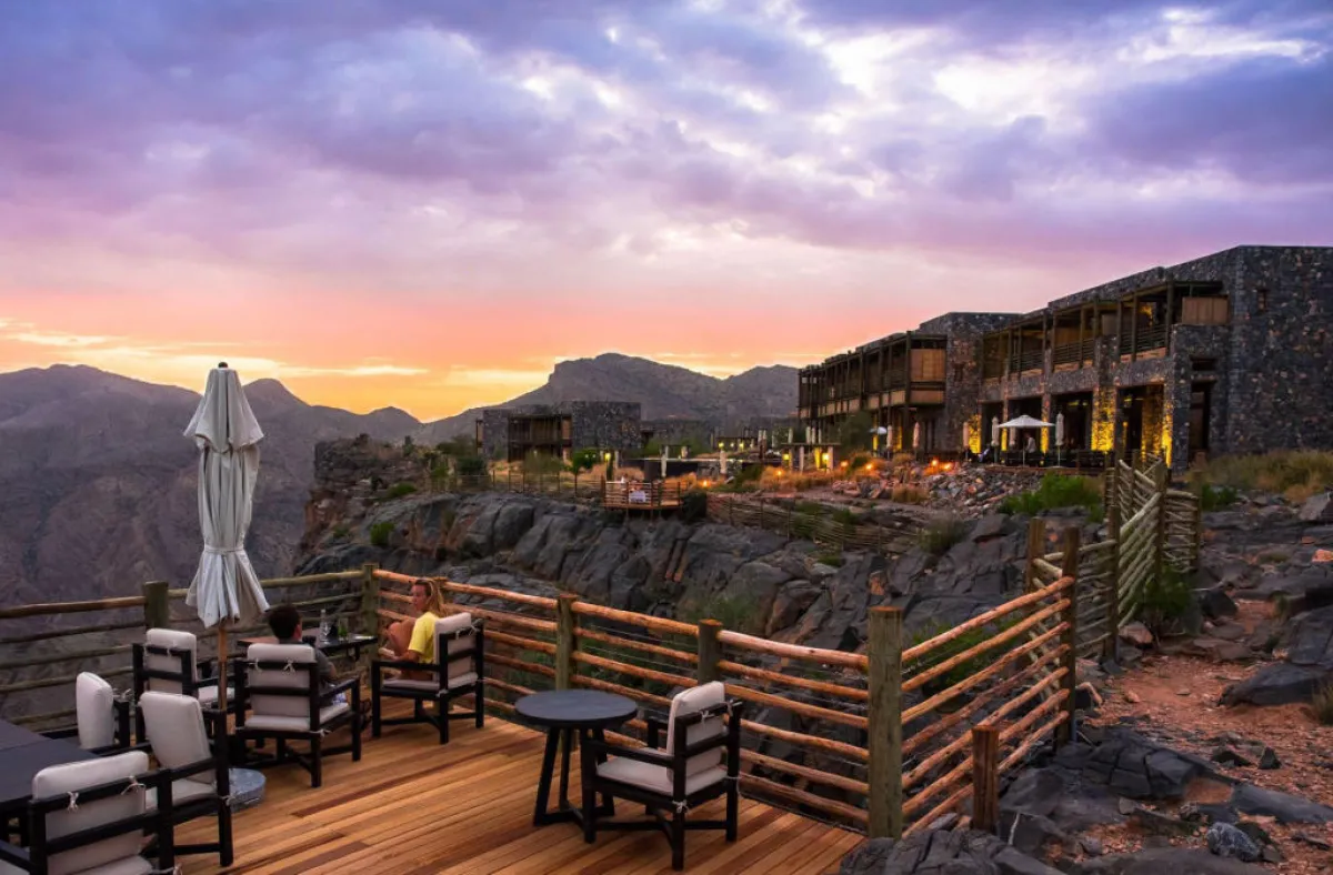 AJA exterior - cliff Jabal Decks-Photo credit-EHK Lens.jpg