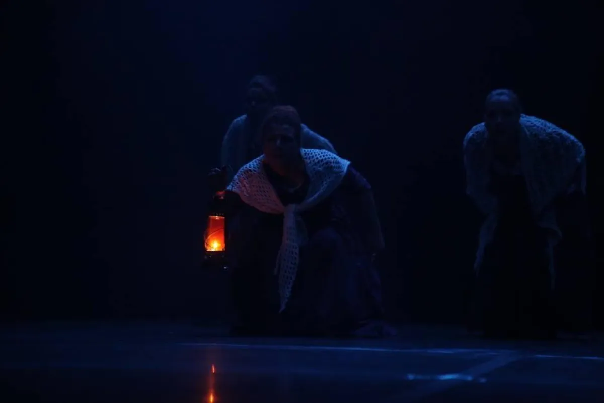 من مشاهد العمل.jpg