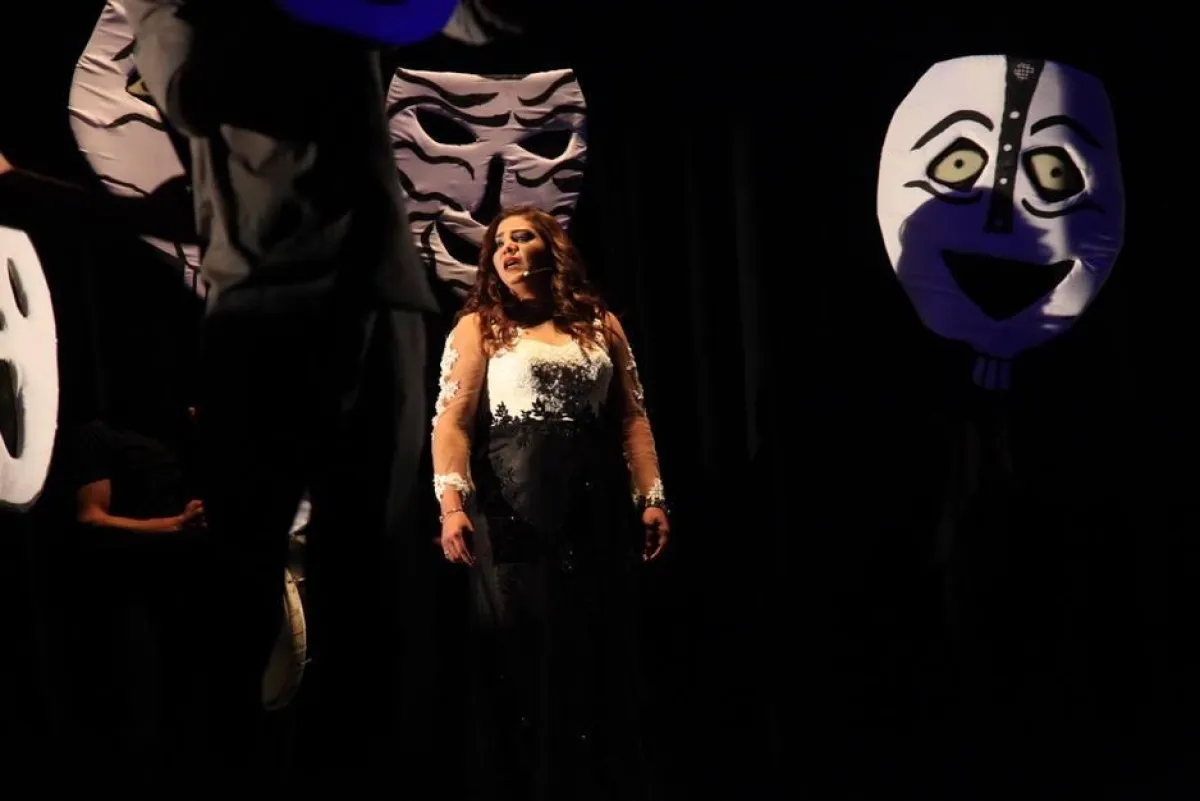 الفنانة بيسان كمال من تقديم الإفتتاح.jpg