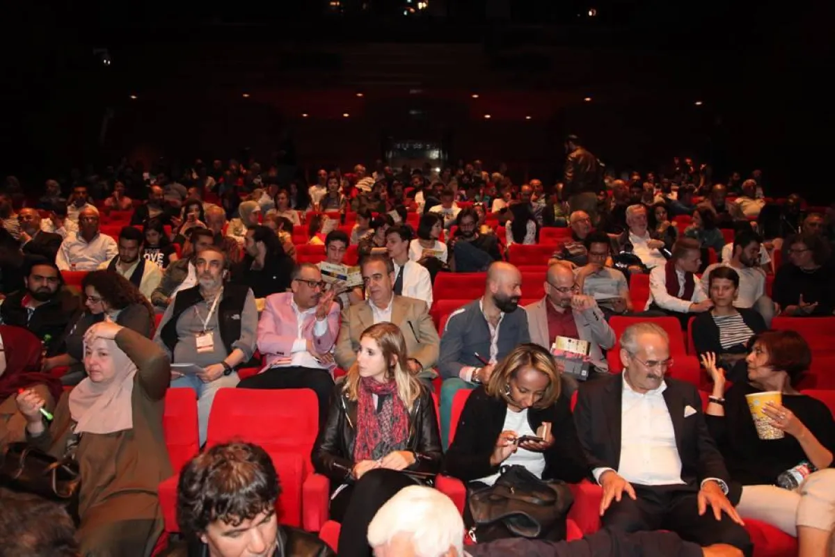 جانب من الحضور.jpg