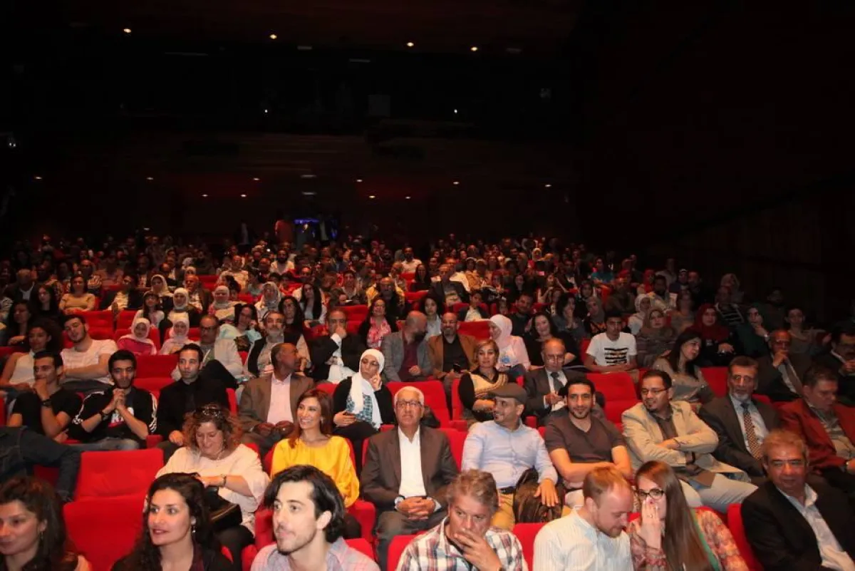 جانب من الحضور.jpg