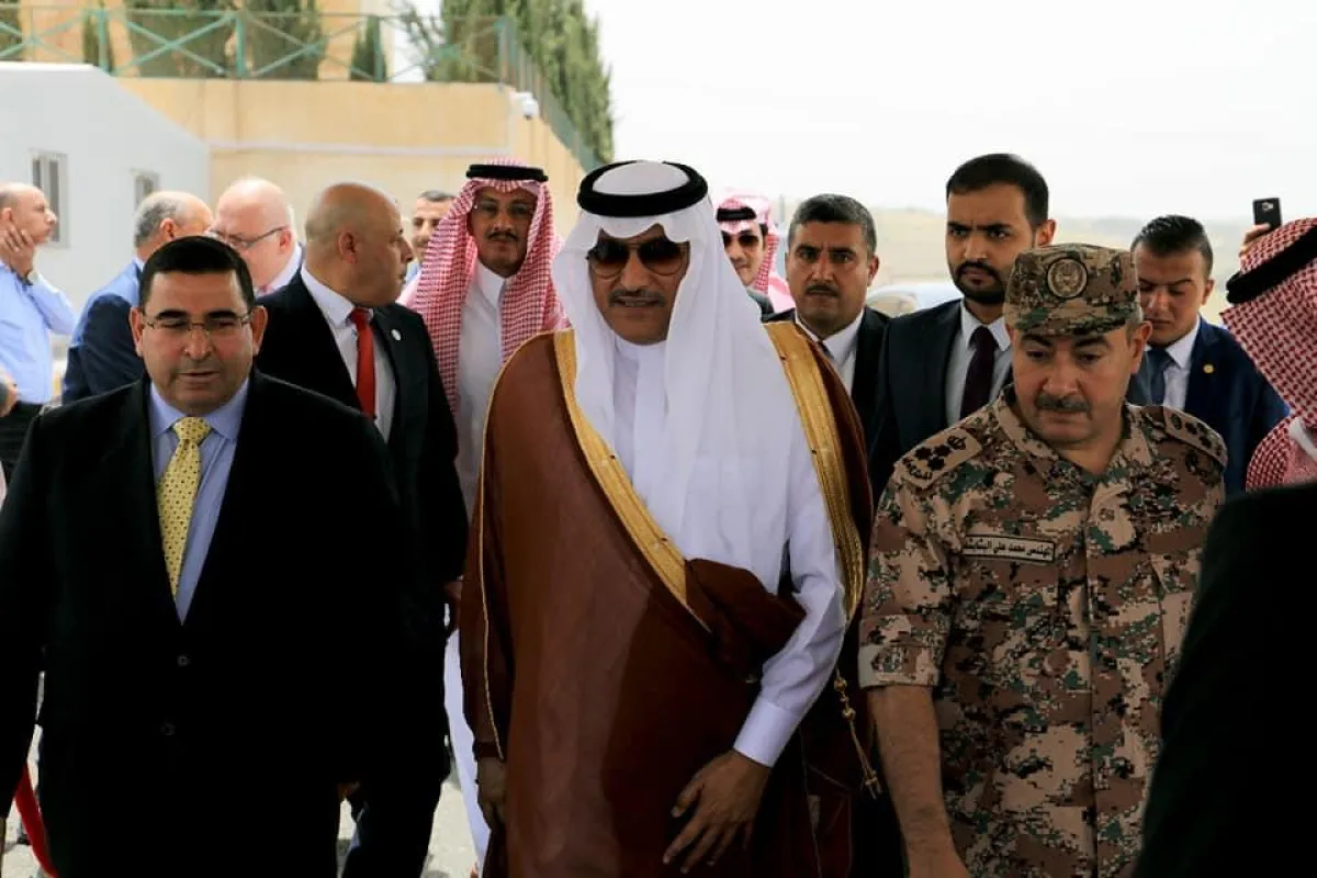 لحظة وصول سفير خادم الحرمين إلى الافتتاح.jpg
