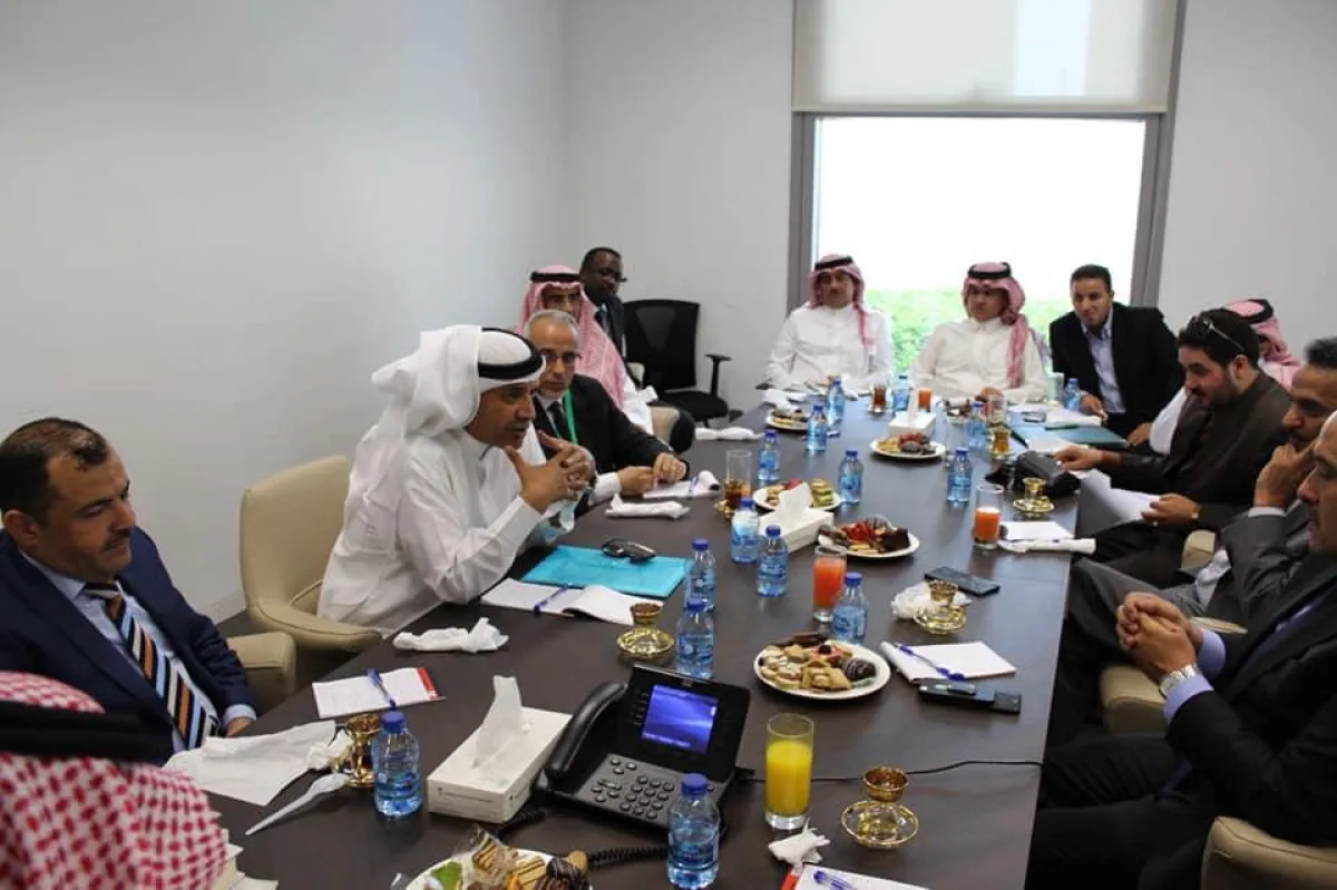 أثناء ورشة العمل في السفارة السعودية.jpg