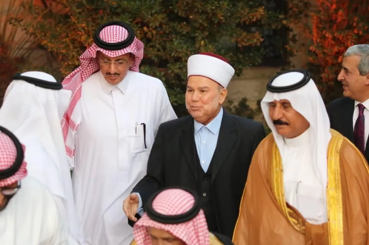 قاضي القضاة الأردني عبد الكريم الخصاونة من الإفطار.jpg