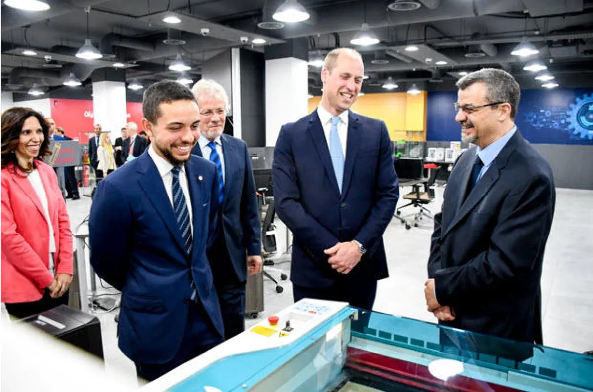 من زيارة الأمير ويليام إلى مؤسسة ولي العهد برفقة الأمير الحسين.jpeg