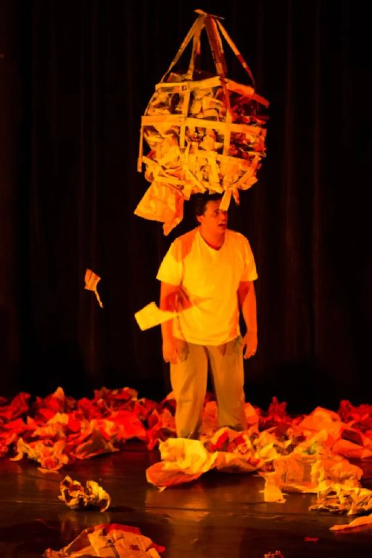 مونودراما سعودية في طقوس.jpg