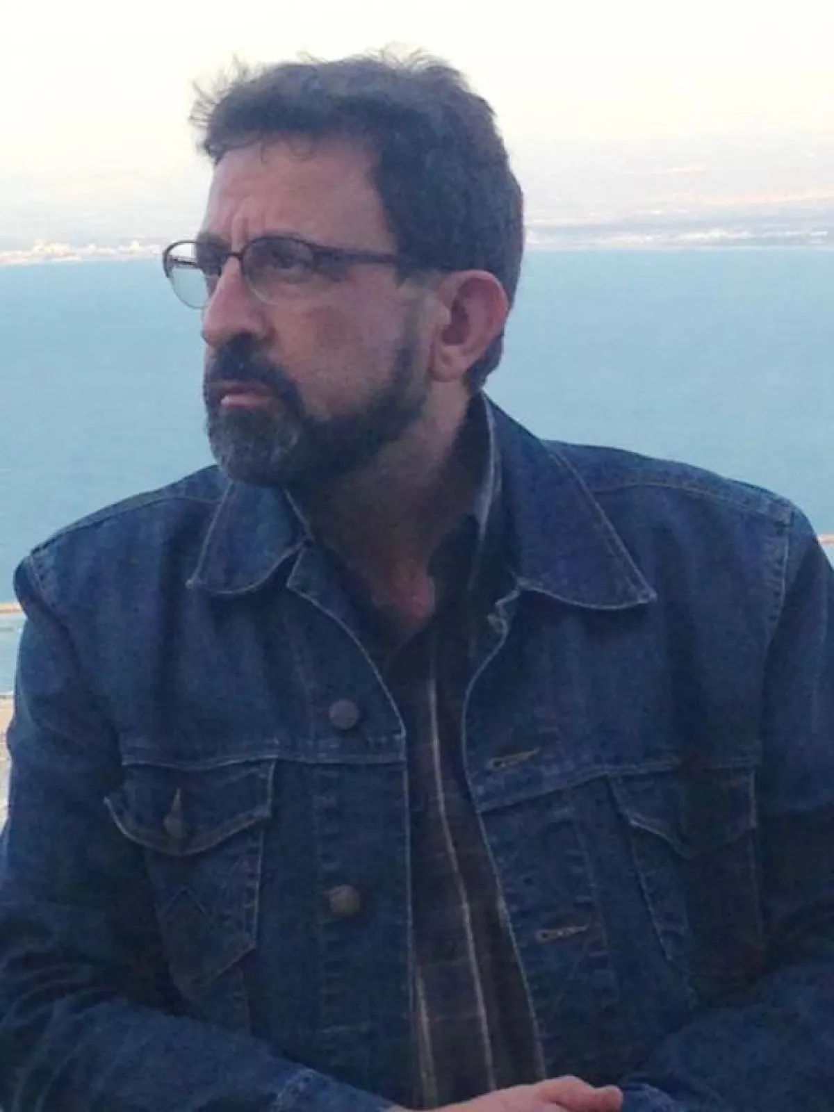 الشاعر الفلسطيني معين شلبية.jpg