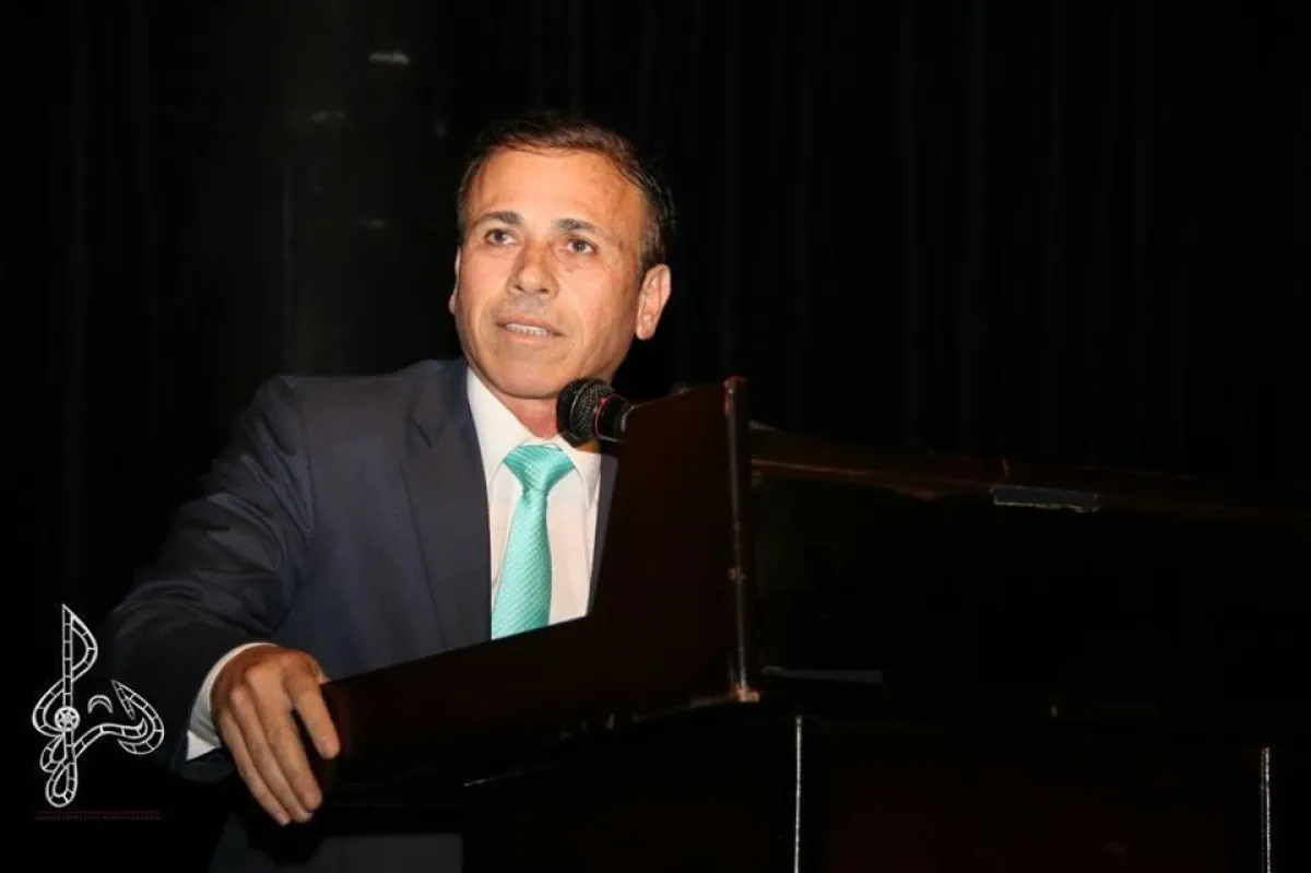 نقيب الفنانين الأردنيين حسين الخطيب خلال كلمته.jpg