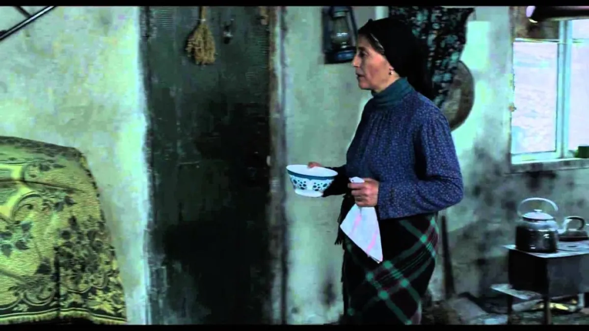 من الفيلم الأذري.jpg