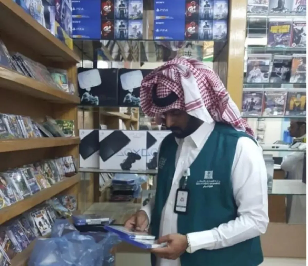 "التجارة" و"الإعلام"حملات تفتيش لمحلات الألعاب الإلكترونية