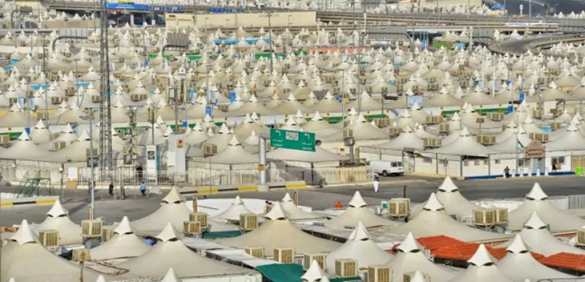 مطوفو تركيا وأوروبا ينهون استعداداتهم بمخيمات عرفات