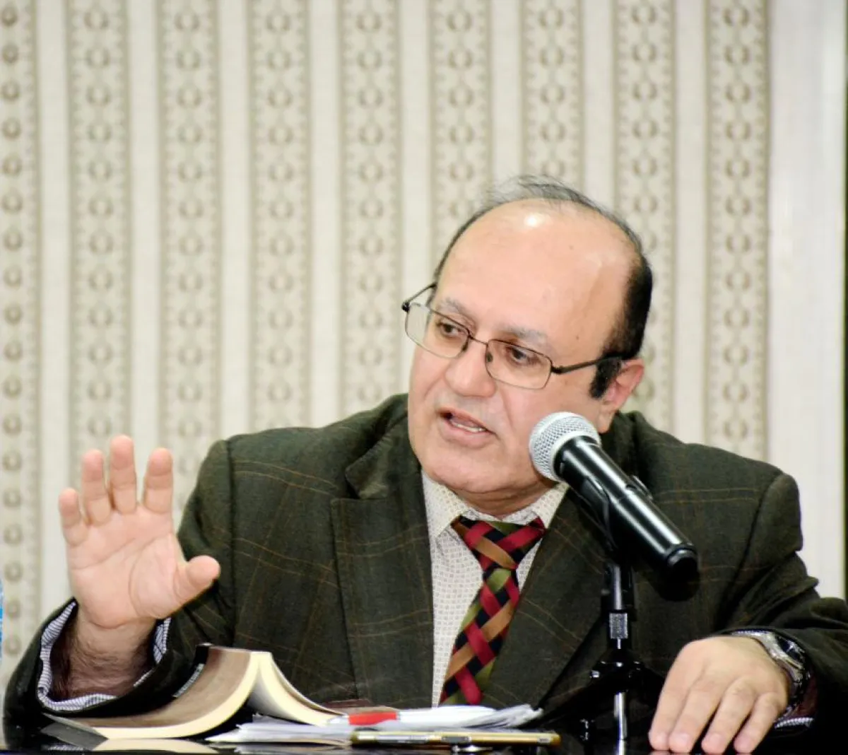 "المعري بين الشك واليقين".. ندوة بـ"فنون الرياض"