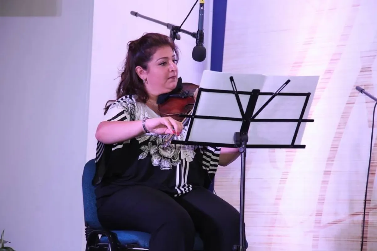 ابنة الفنان الراحل الموسيقية عبيدة ماضي.jpg