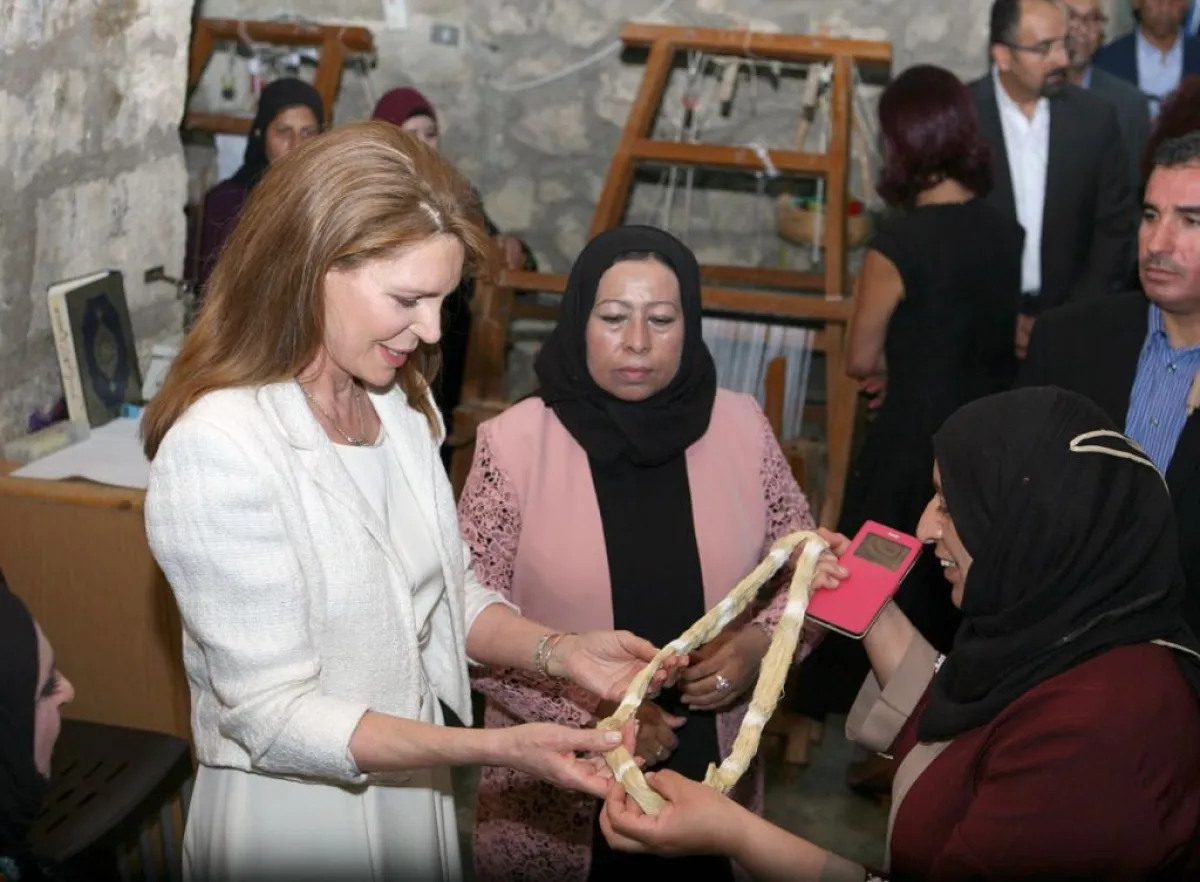 من زيارة الملكة نور.jpg