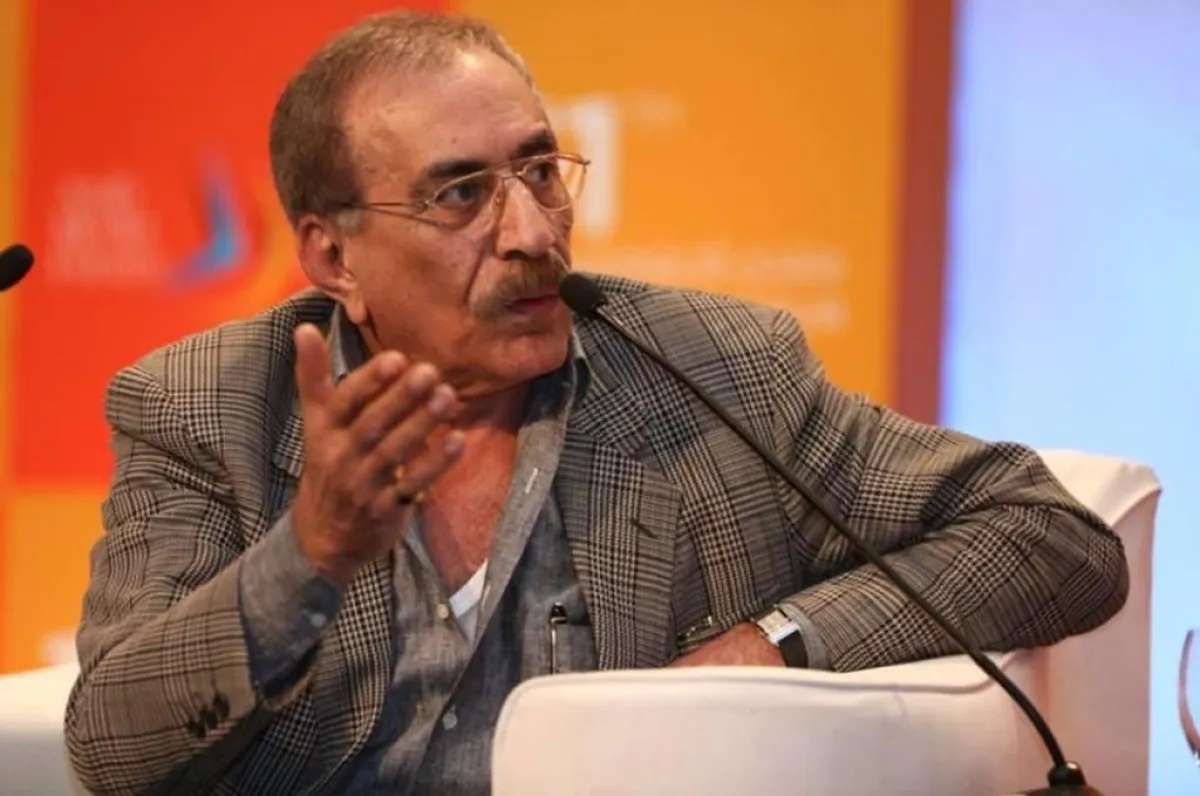 الراحل خيري منصور.jpg