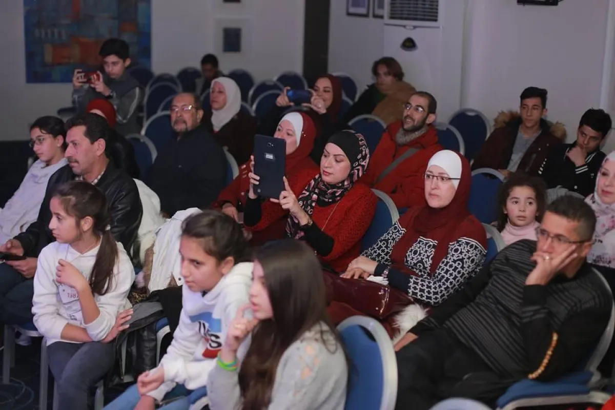 جانب من الحضور.jpg