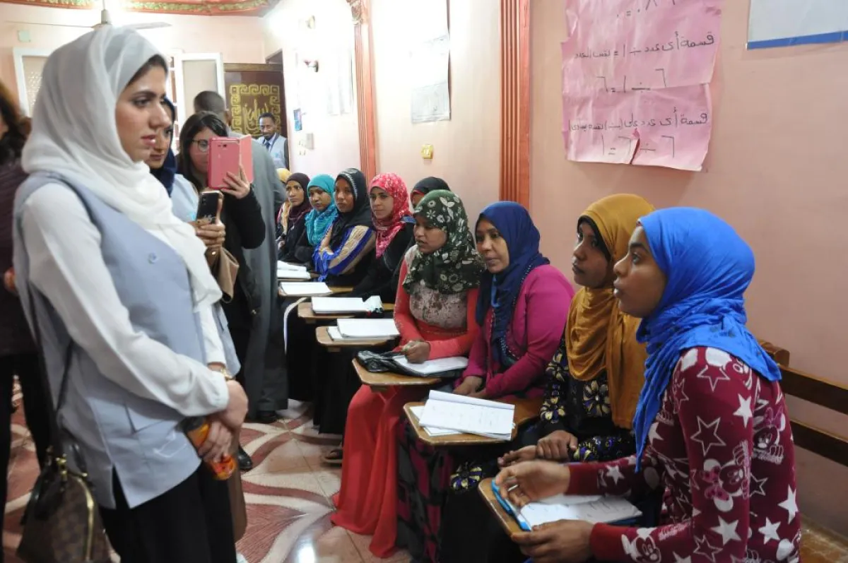 "القلب الكبير" تبني أول مصنع للملابس في صعيد مصر