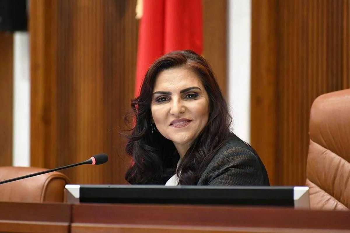 للمرة الأولى.. امرأة تترأس جلسة مجلس الشورى البحريني كاملة
