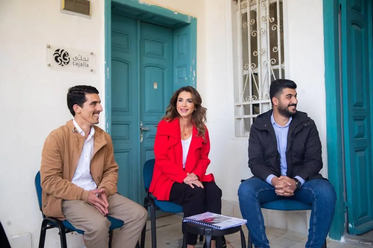 الملكة رانيا في اللويبدة.jpg