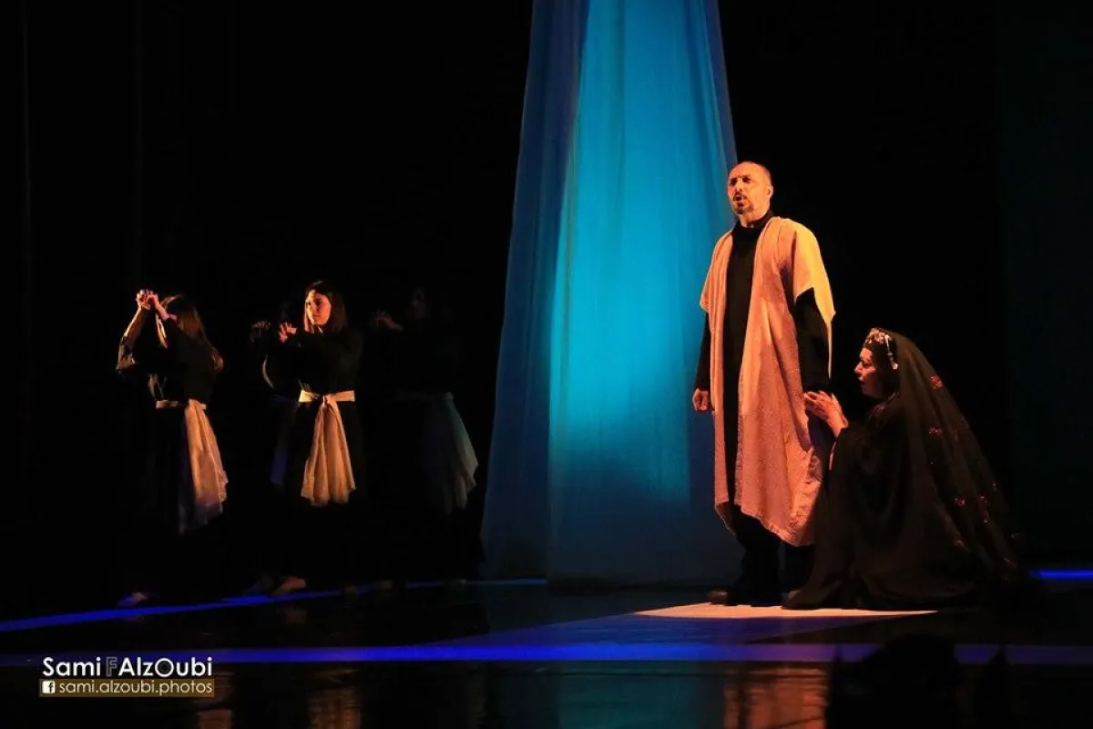 من مسرحية ظلال الحب لحسين نافع.jpg