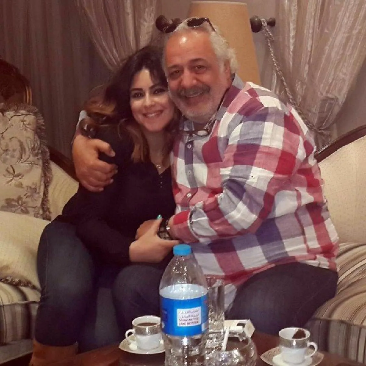 نهى عابدين مع الفنان أيمن زيدان والد طليقها